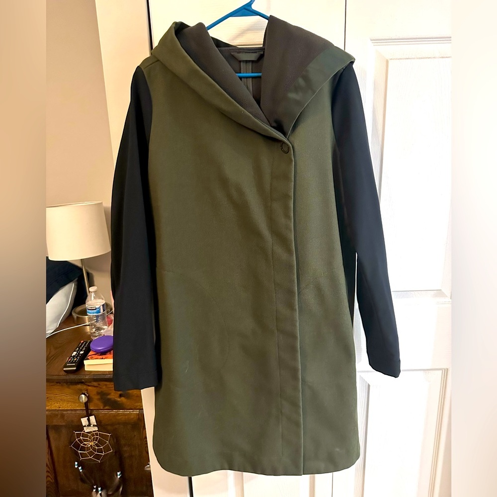 EUC Lululemon Softshell Jacket